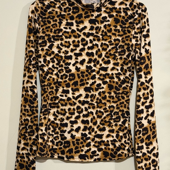 Black and Brown Fitted Blouse with Leopard Print - Picture 1 of 3